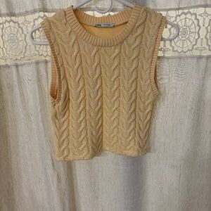 Zara Woman’s Cropped Pullover Cable Knit Sweater Vest Yellow Size M